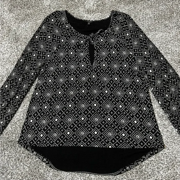 Lucky Brand Women’s Black & White Patterned Blouse XL Paisley Long Sleeve - Picture 5 of 14